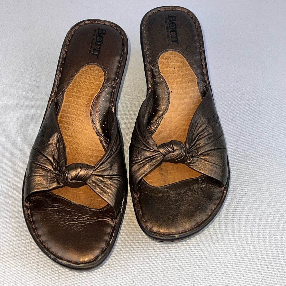 Gold BORN Women Slip-on Sandals Heels 5